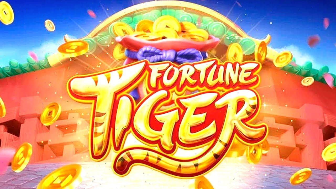 Aksi pemain badminton profesional di turnamen tingkat dunia
